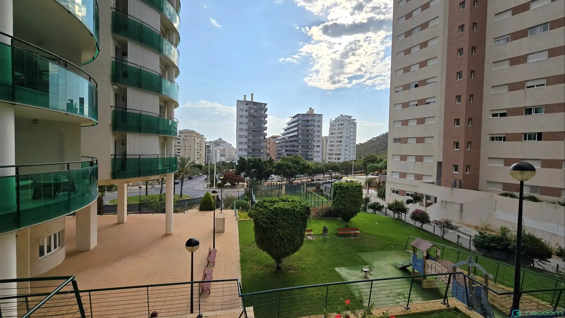 Außenansicht von Wohnung zur Miete in Villajoyosa / La Vila Joiosa mit Terrasse und Schwimmbad
