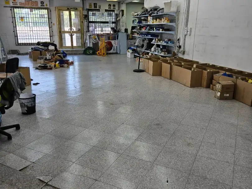 Industrial building for sale in Familia Gallego 1, imagen 7