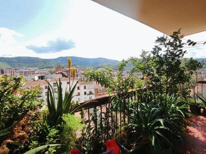 Terrassa de Pis en venda en Bilbao  amb Calefacció, Terrassa i Moblat