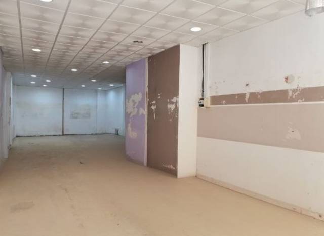 Local comercial en Alquiler en Calle del Doctor José Peris, 4 en Benetússer