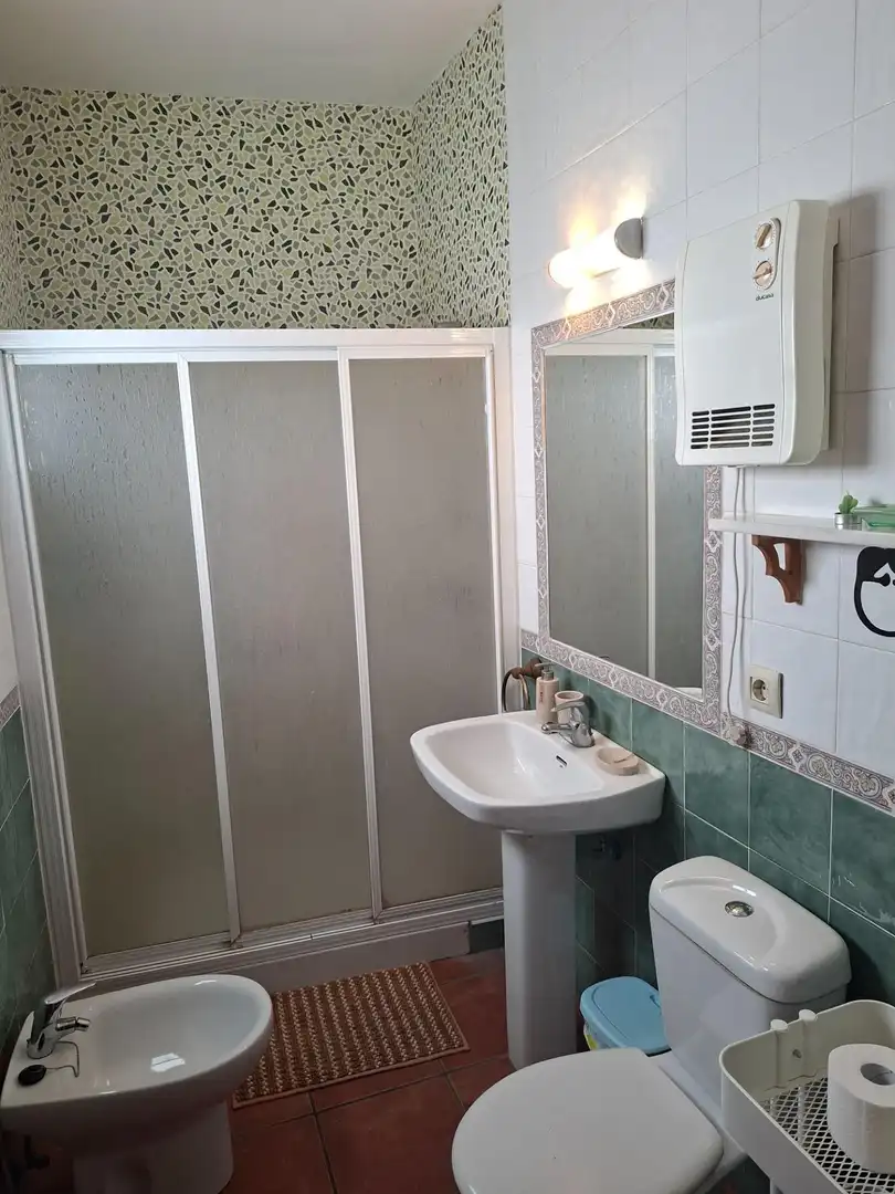 Baño de Casa o chalet en venta en Alanís con Terraza, Trastero y Amueblado