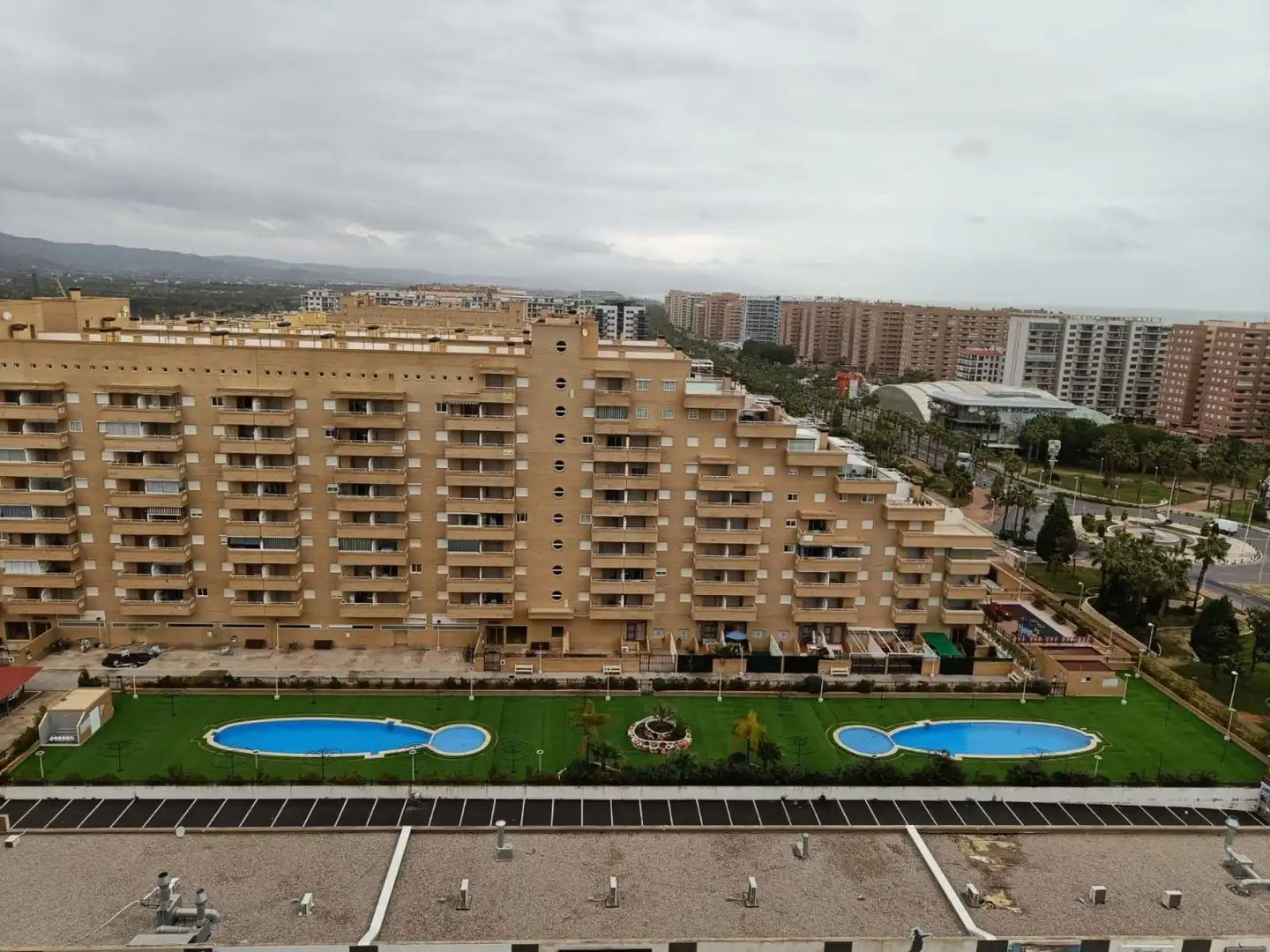 Vista exterior de Apartamento en venta en Oropesa del Mar / Orpesa con Aire acondicionado, Amueblado y Balcón