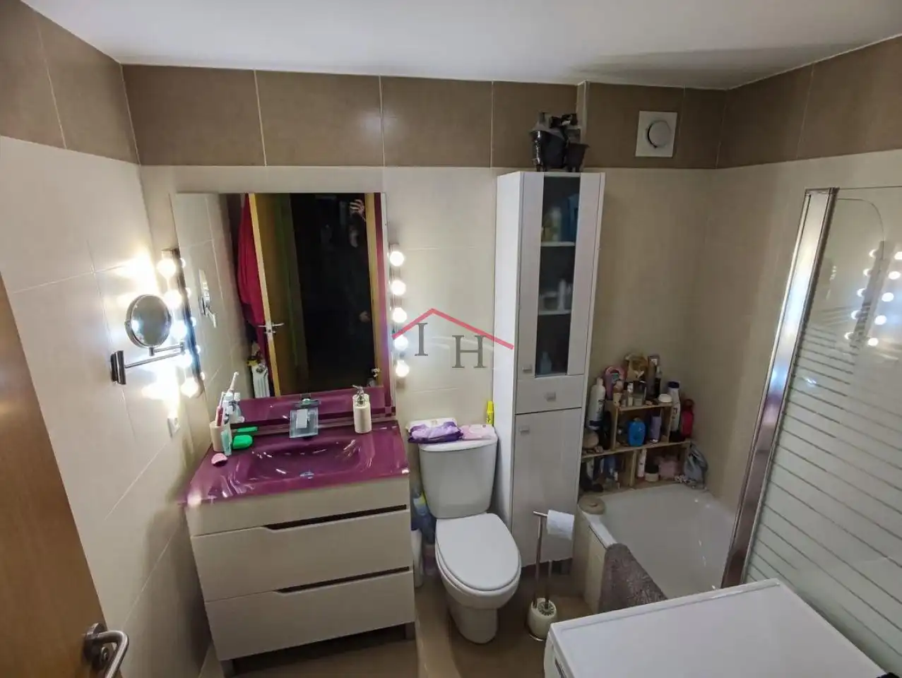 Bathroom of Apartments for sale in León Capital   with Heating, Parquet flooring and Terrace