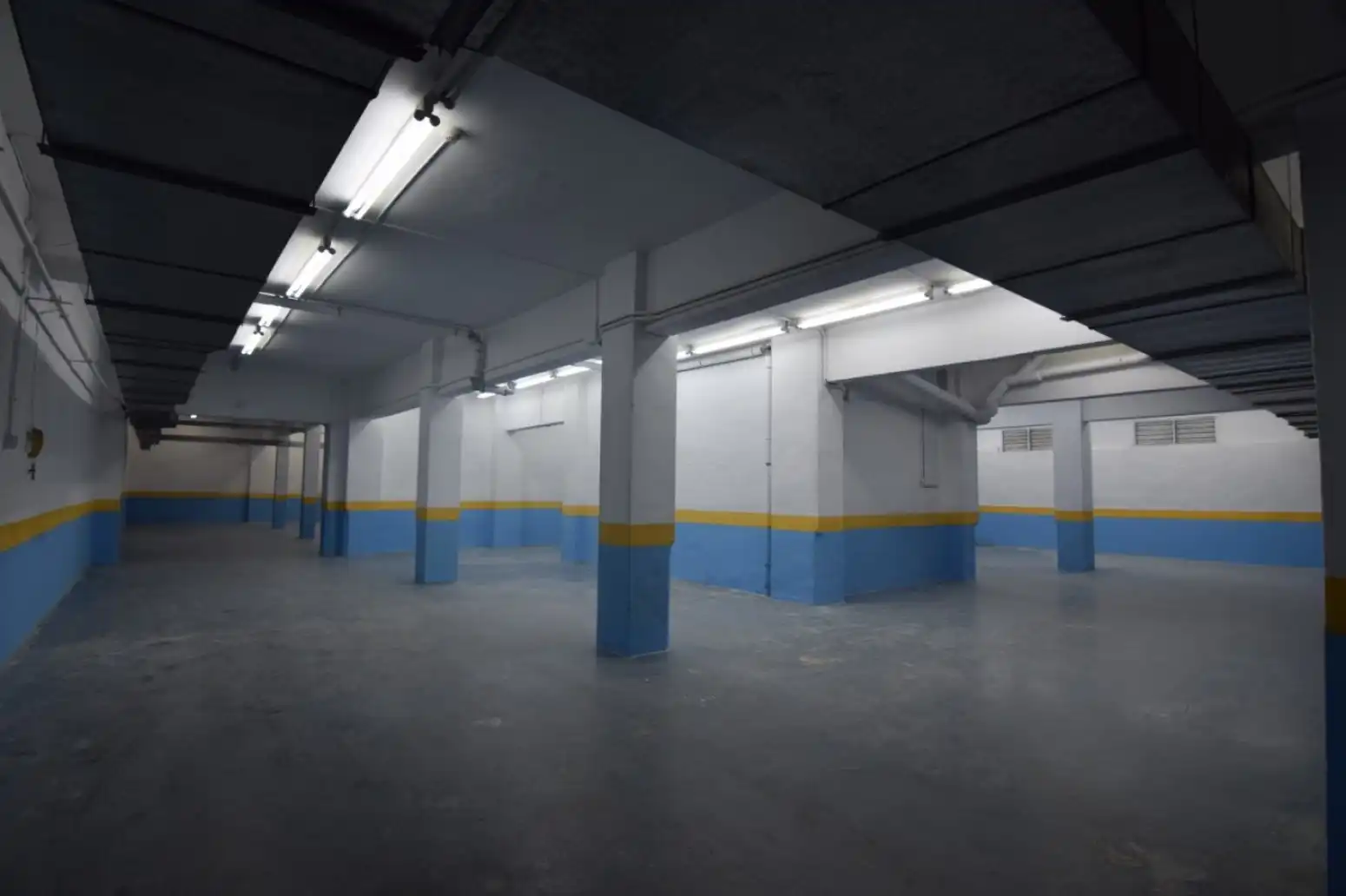 Local comercial en venda a Badalona - Calle d\\Eivissa 3, imagen 4