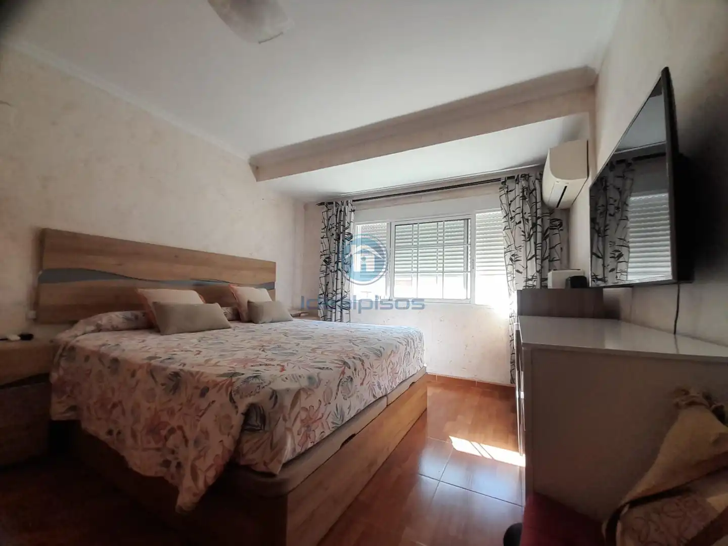 Schlafzimmer von Wohnung zum Verkauf in Alicante / Alacant mit Klimaanlage, Möbliert und Balkon