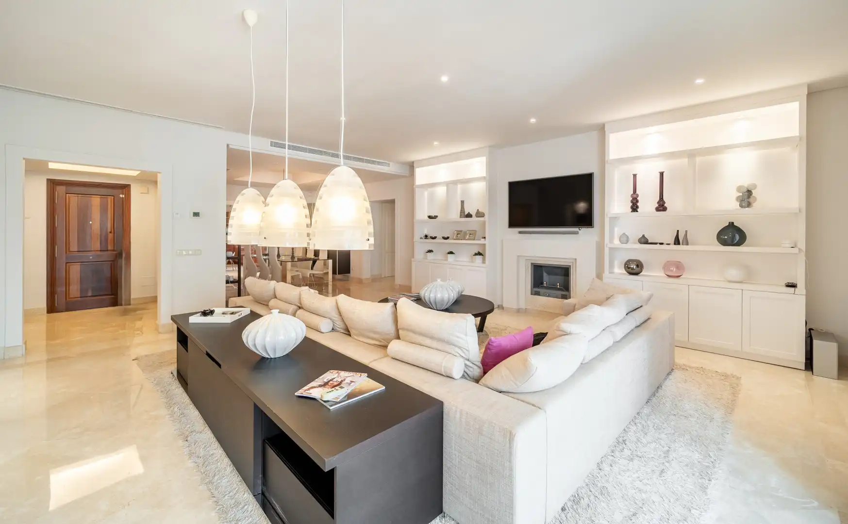 Sala d'estar de Apartament en venda en Marbella amb Aire condicionat, Calefacció i Terrassa