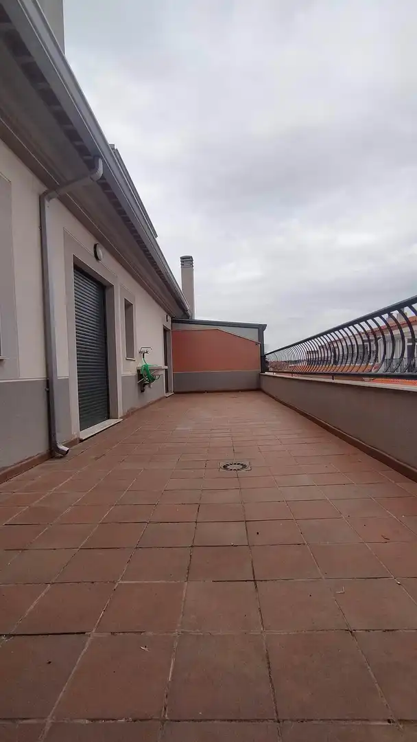 Àtic amb ascensor en venda a Avenida del Riato 18B, imagen 8