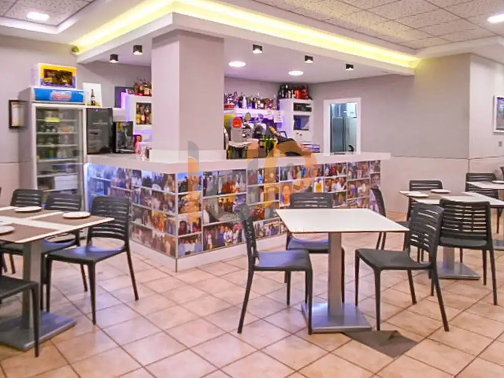 Locale commerciale in vendita a Huércal-Overa