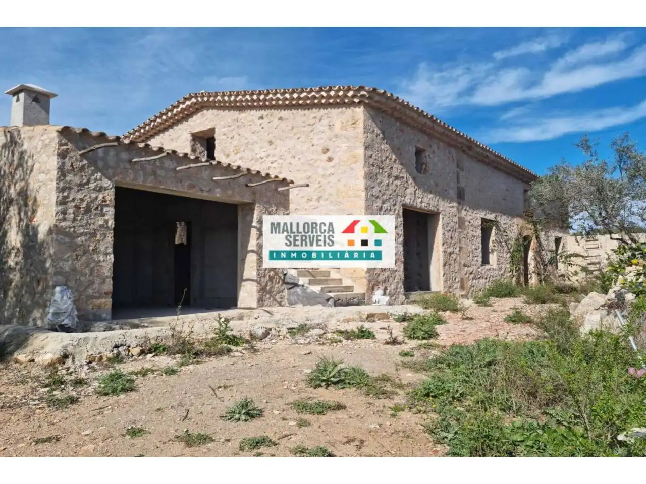Country house with pool for sale in Sant Llorenç des Cardassar