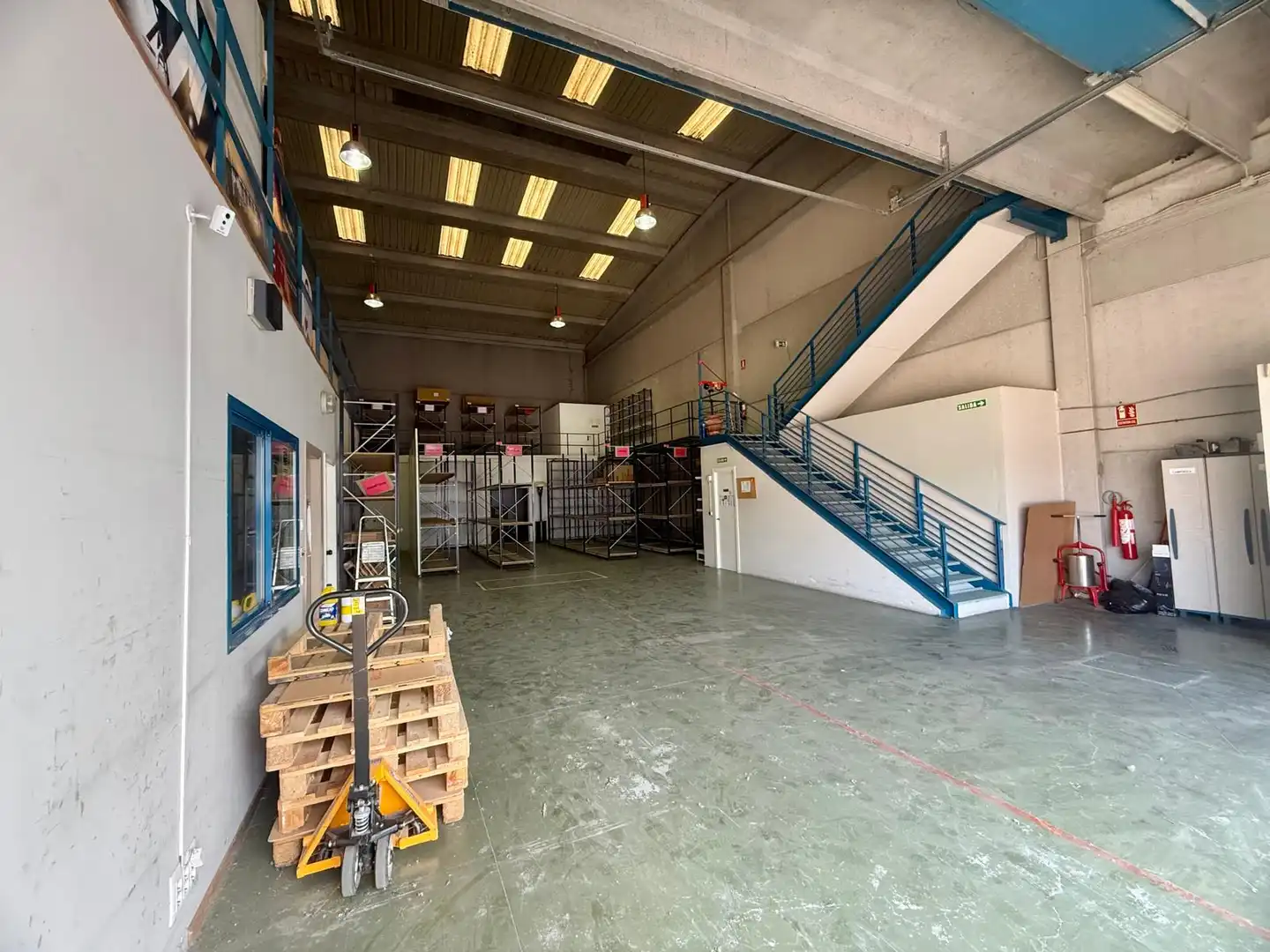 Nave industrial de alquiler en Valle de Elorz / Elortzibar con Calefacción y Alarma