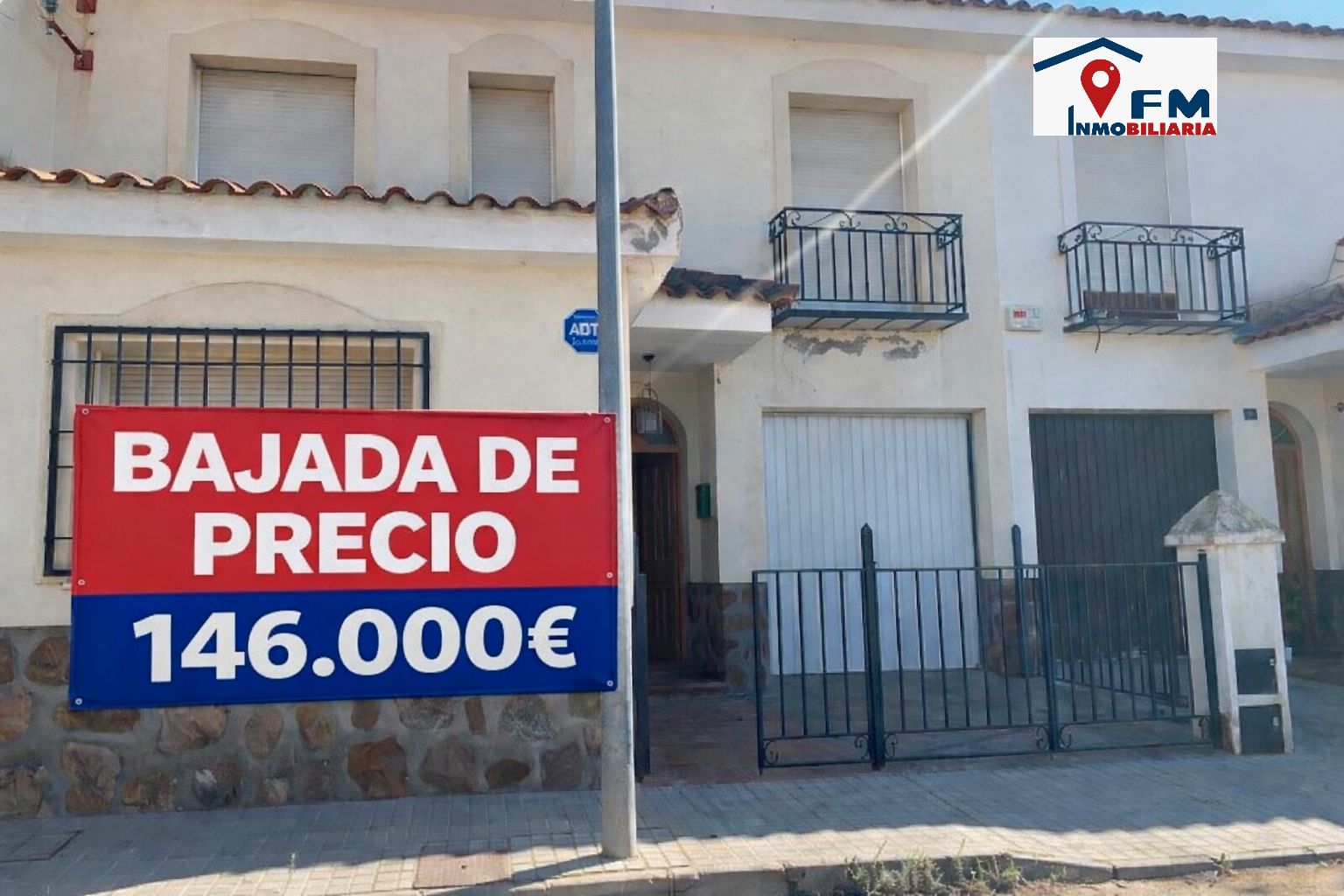 Casa adosada en venta