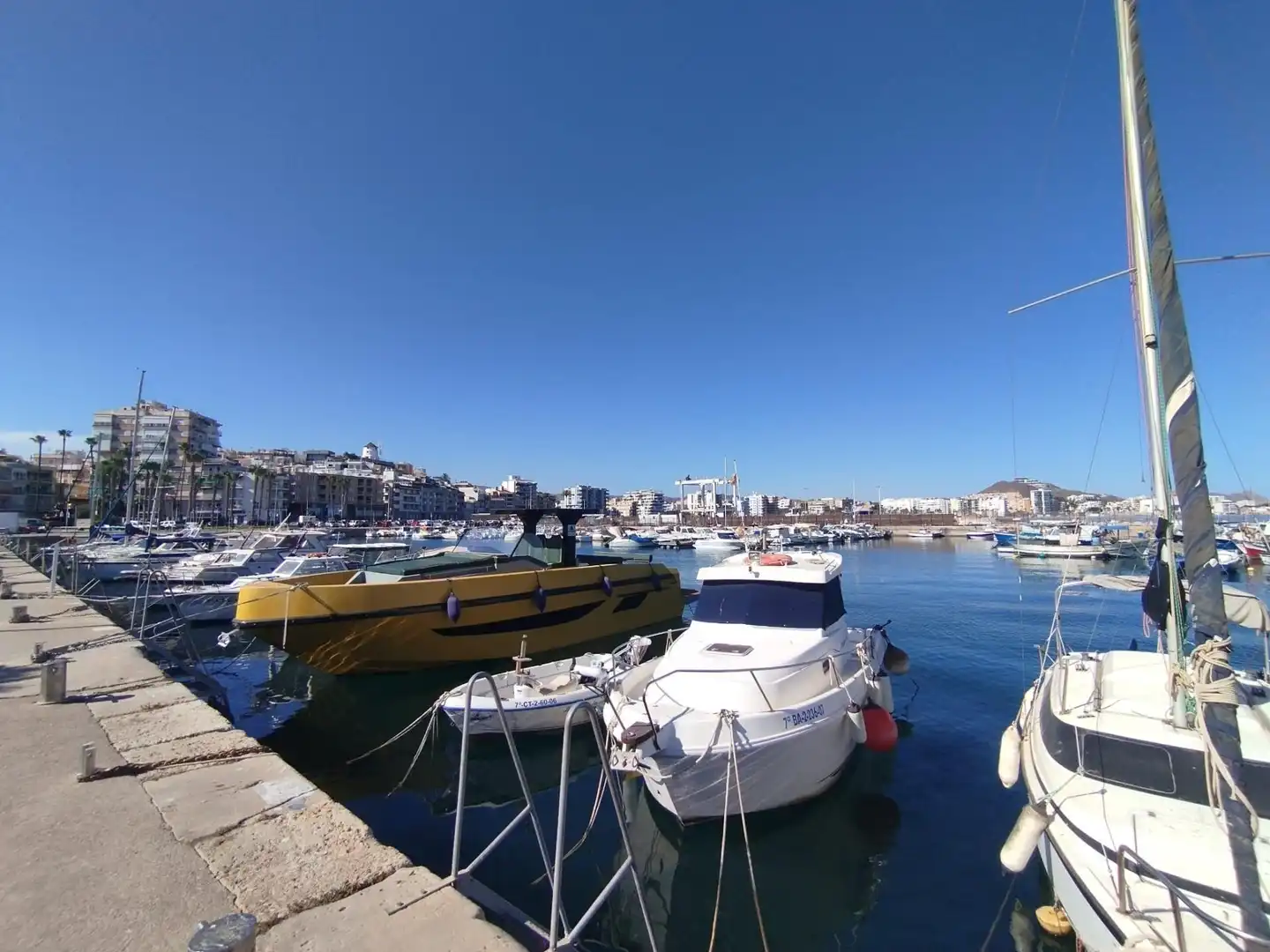 Vista exterior de Piso en venta en Águilas con Aire acondicionado, Calefacción y Amueblado