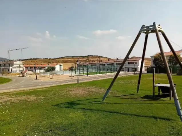 Residencial en venta en Biurrun-Olcoz, Navarra