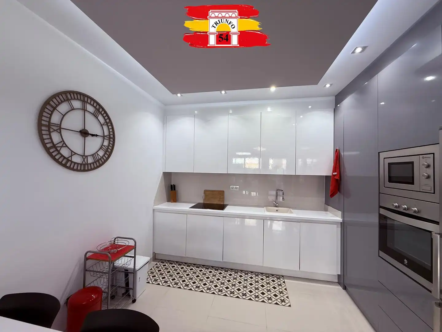 Cuina de Casa o xalet en venda en Pilar de la Horadada amb Aire condicionat, Terrassa i Moblat
