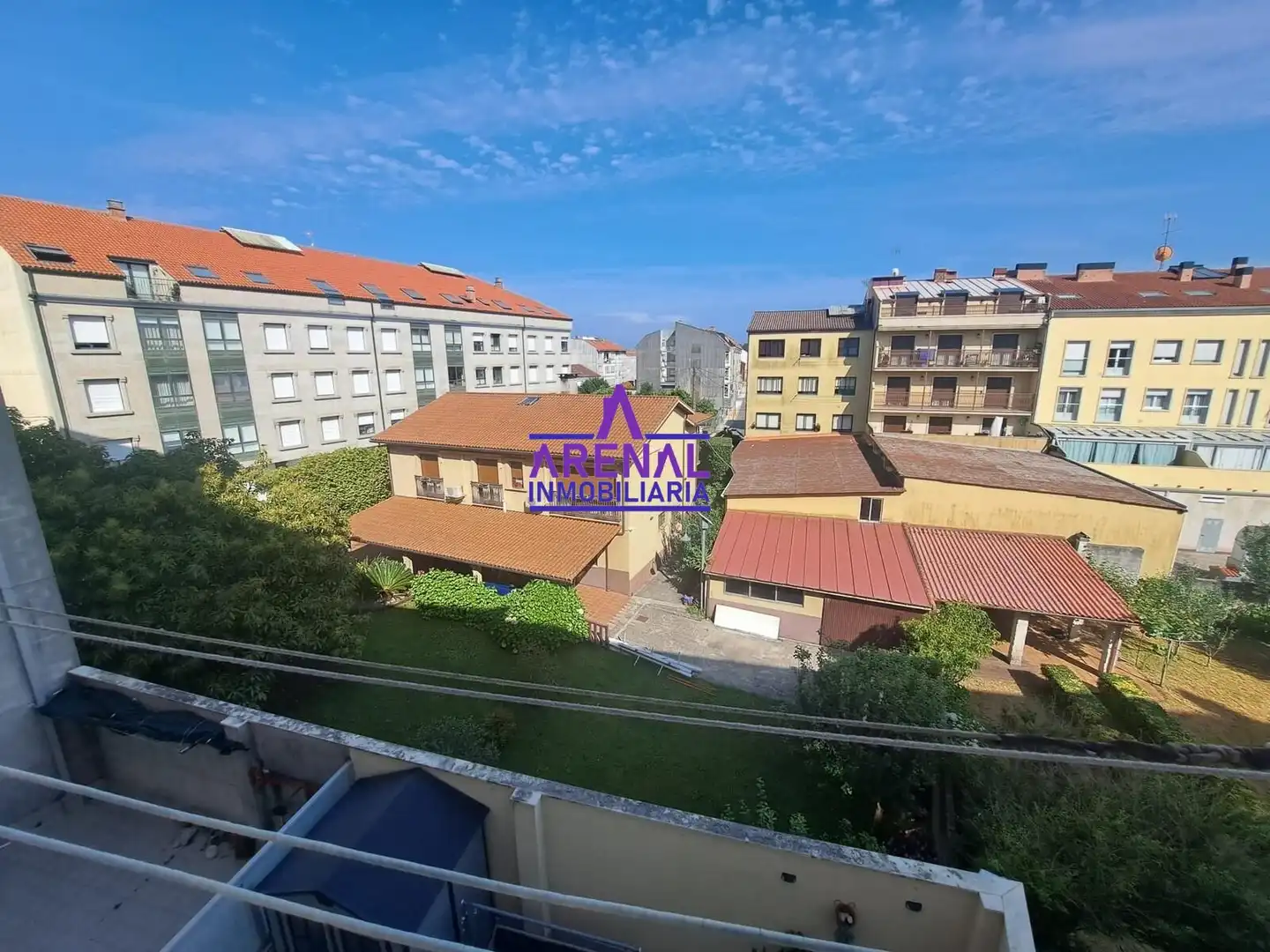 Vista exterior de Apartament en venda en A Pobra do Caramiñal amb Calefacció