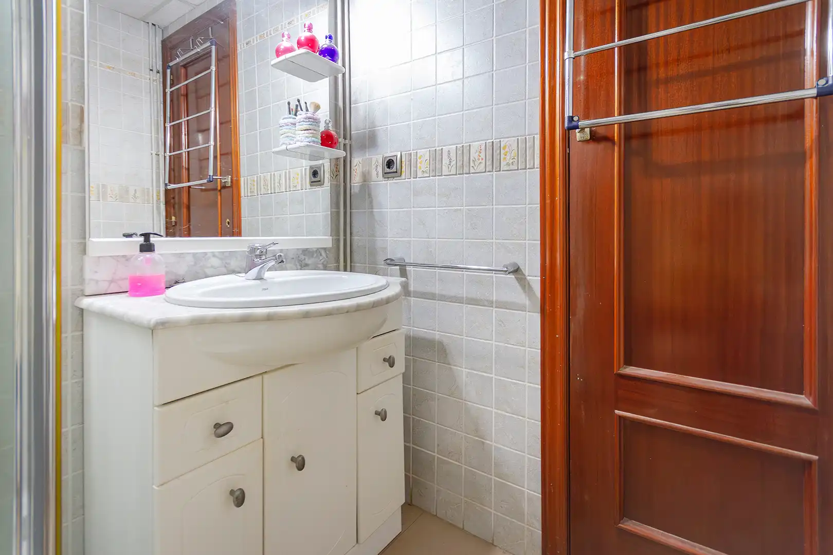 Baño de Piso en venta en Vilanova i la Geltrú con Aire acondicionado, Calefacción y Parquet
