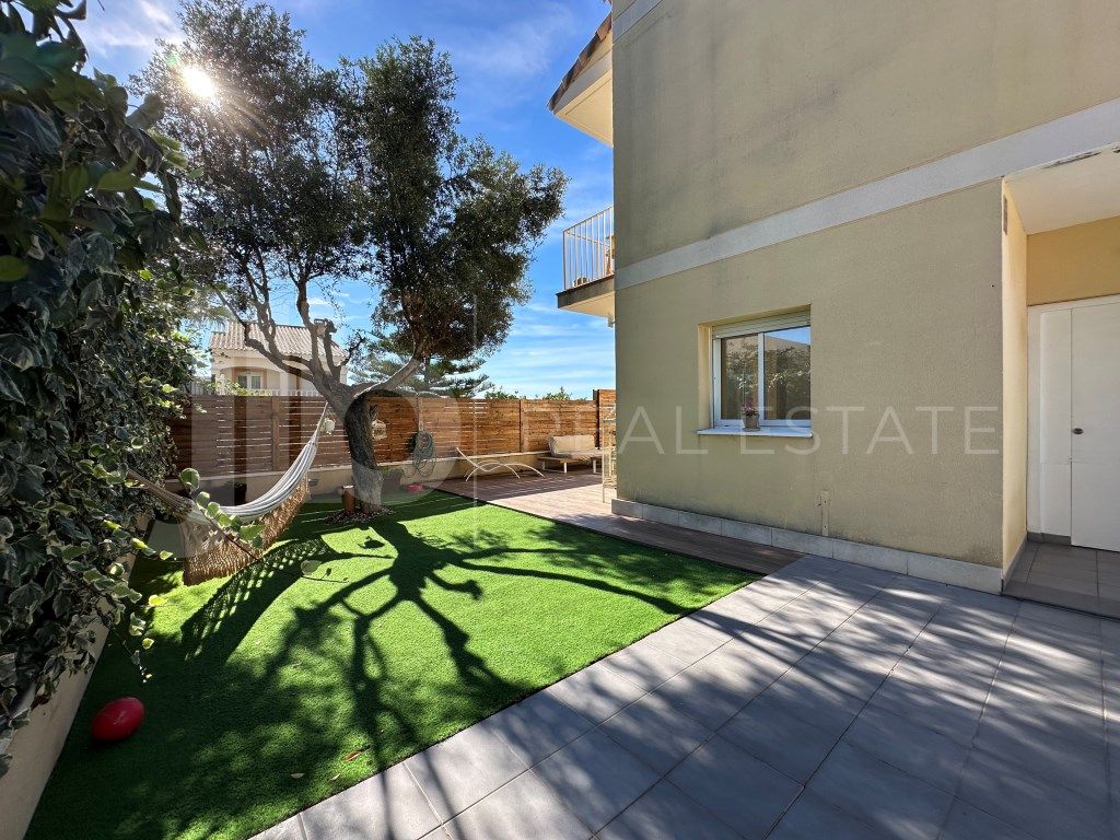 Terraza de Casa adosada en venta en Creixell con Calefacción y Balcón