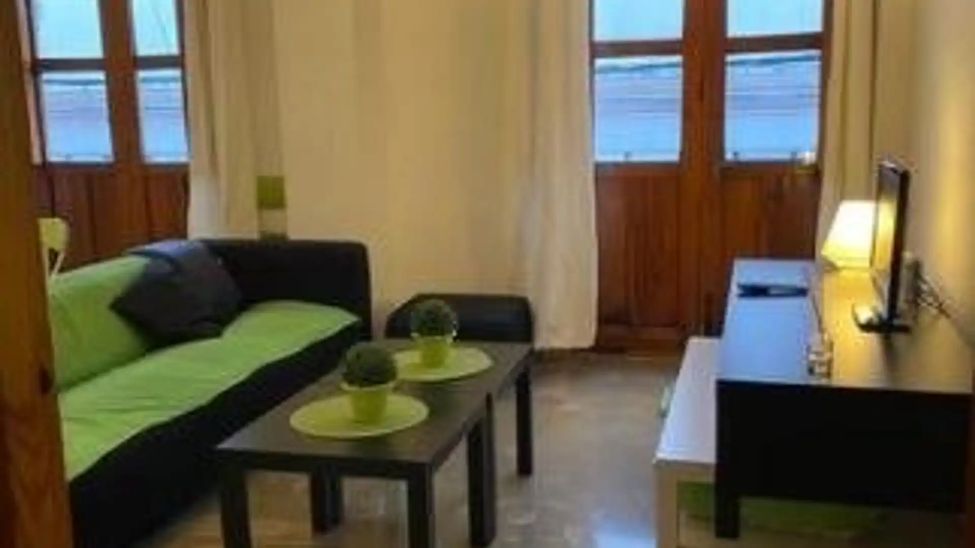 Piso de alquiler en Calle Arriola, Centro - Sagrario