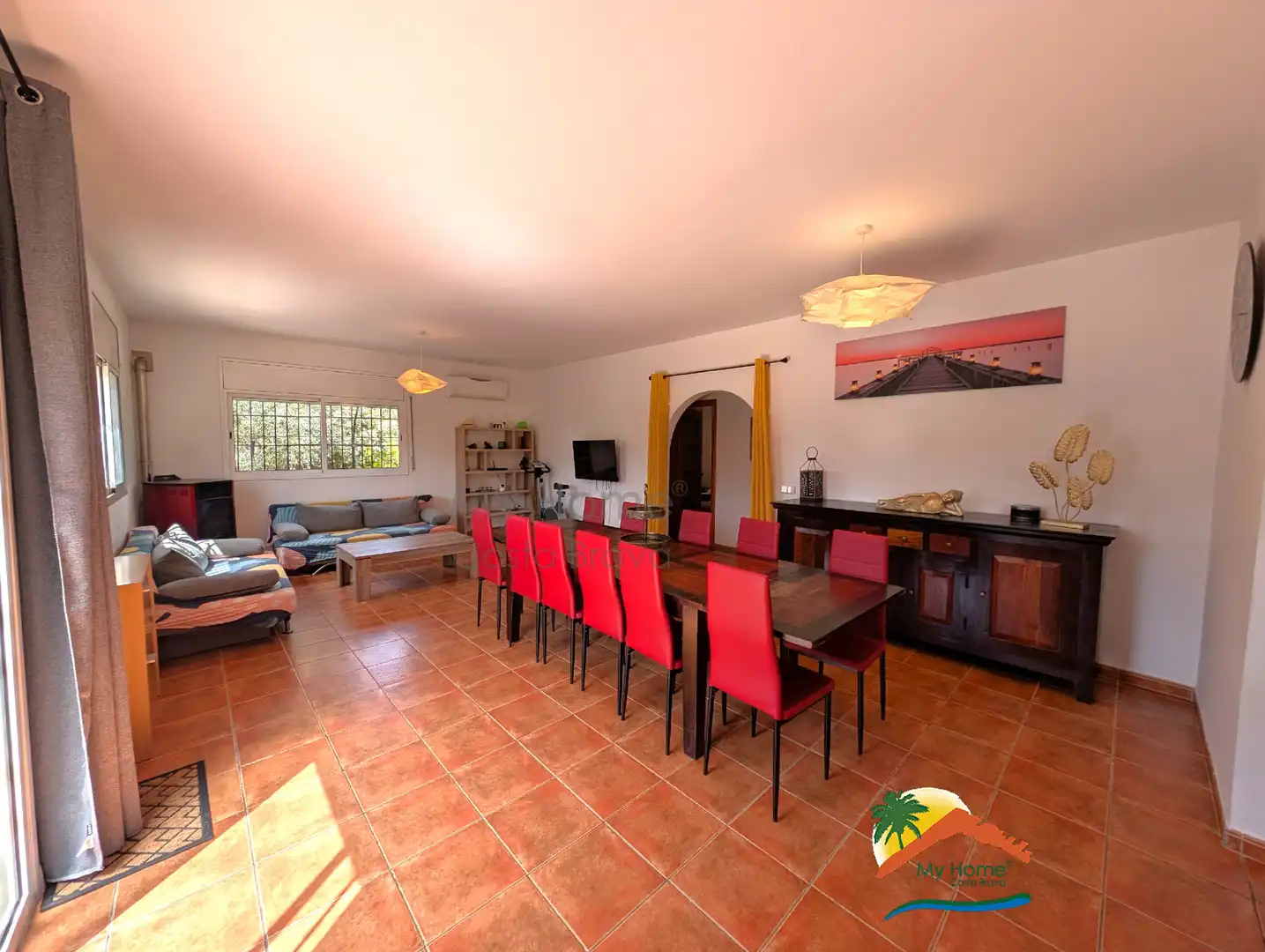 Casa amb piscina en venda a Aiguaviva Parc, imagen 4
