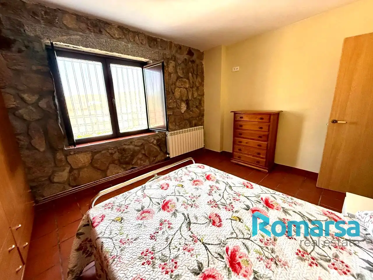 Country homes for rent in Doña Juanita, Gemuño