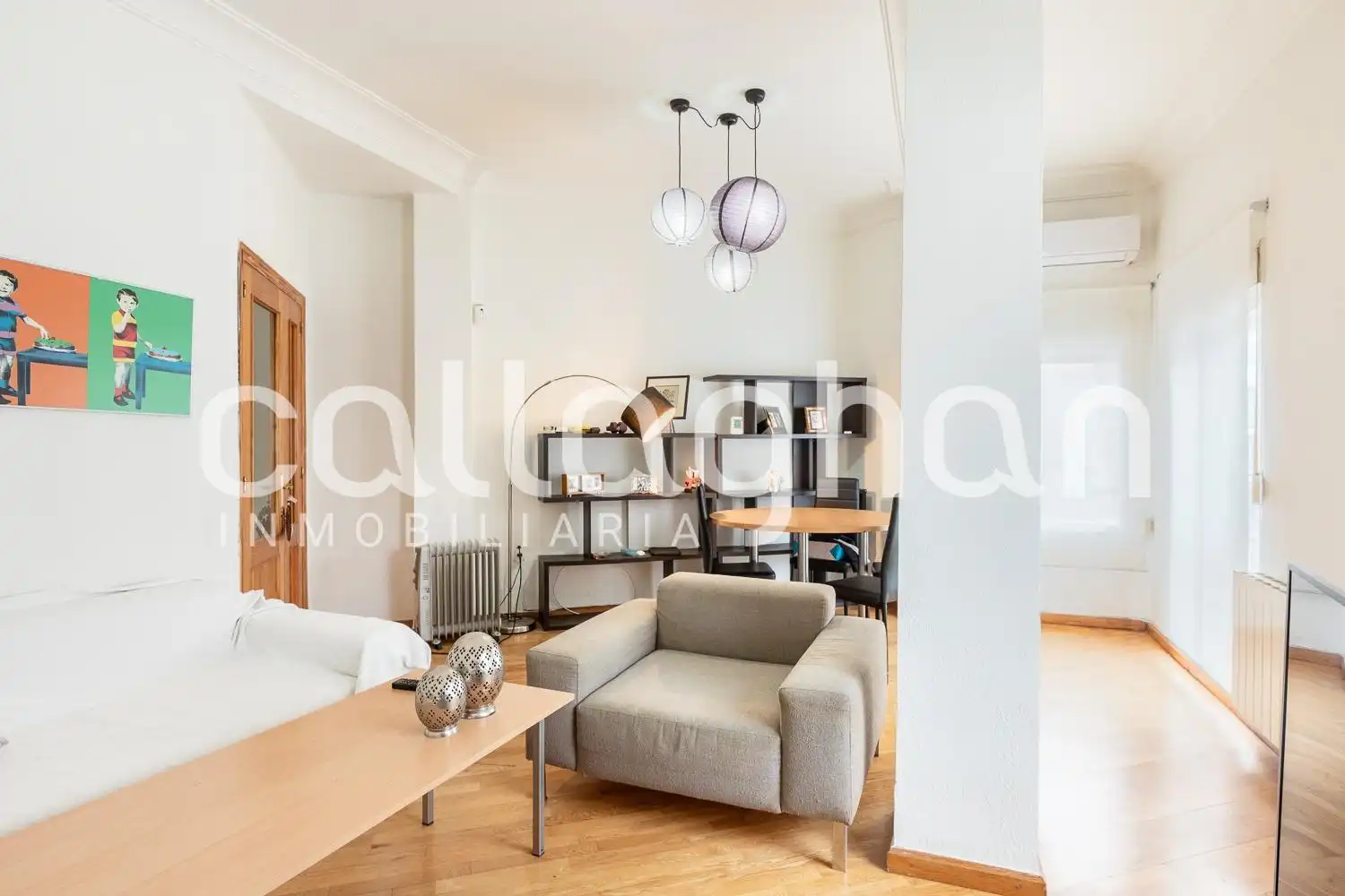 Sala d'estar de Pis de lloguer en Valencia amb Aire condicionat, Calefacció i Parquet