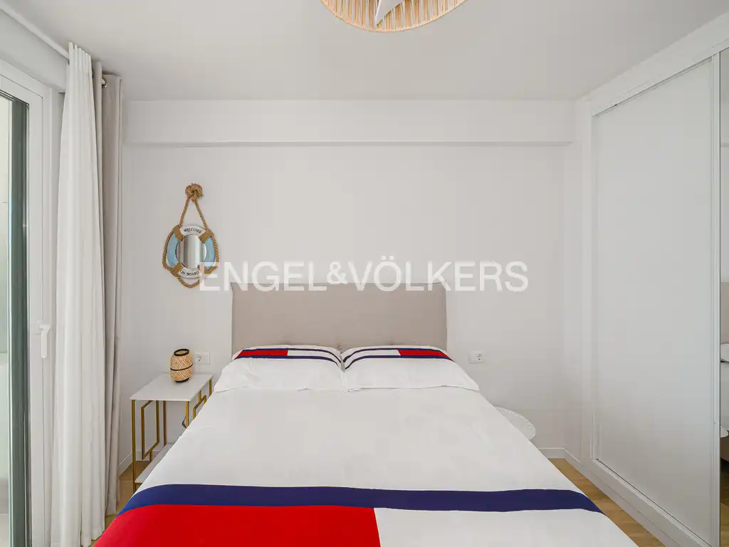 Schlafzimmer von Wohnungen zur Miete in Benidorm mit Klimaanlage, Möbliert und Gemeinschaftspool