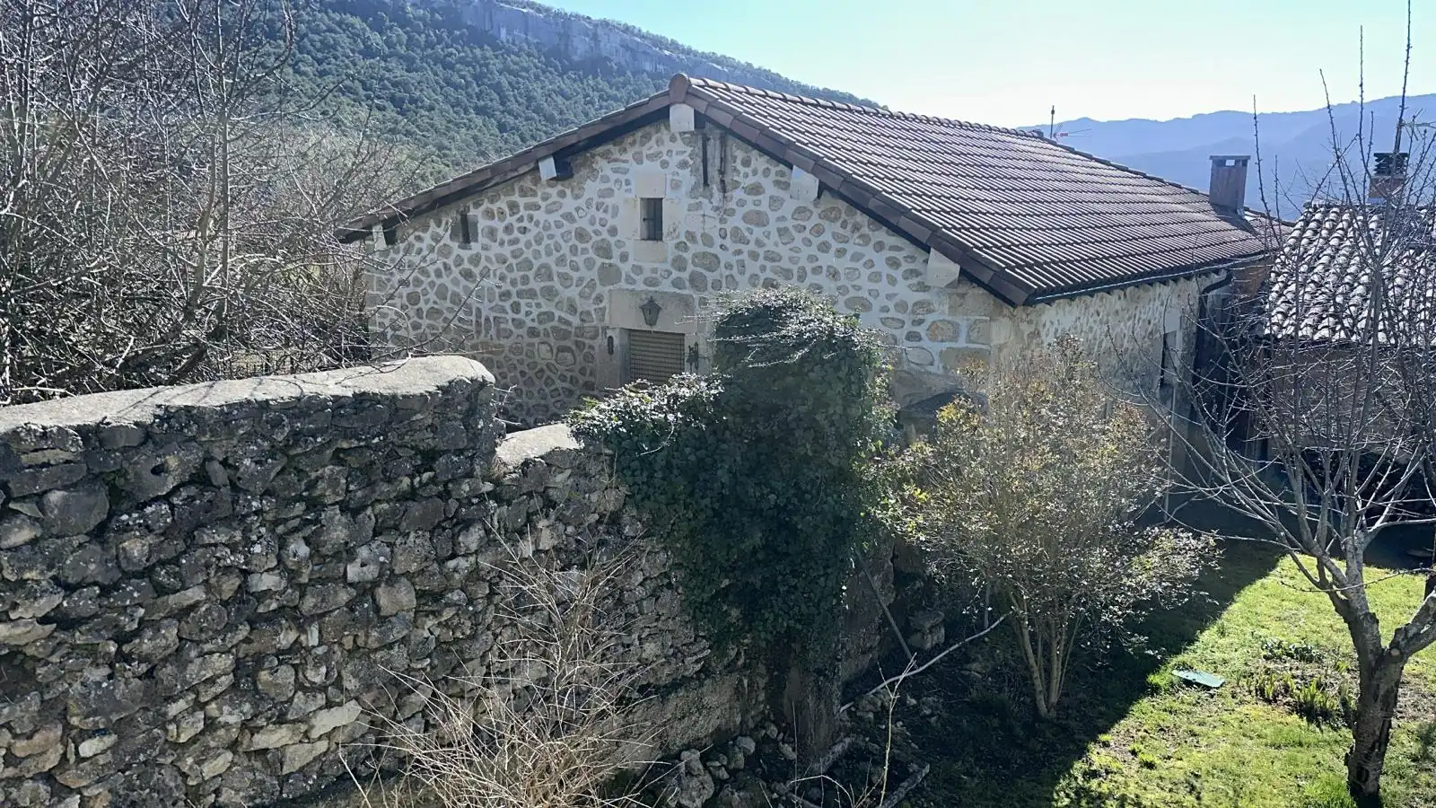 Exterior view of Houses for sale in Alcalá la Real  with Heating, Private garden and Furnished