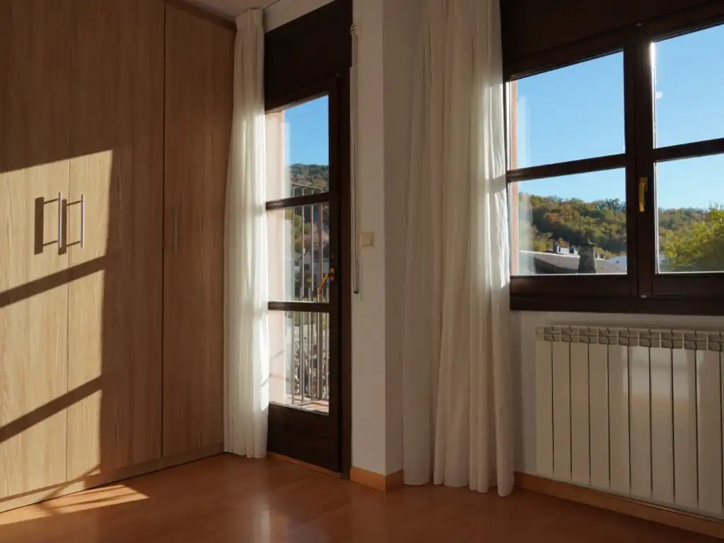 Casa adosada en venta en Calle Ribagorza, 17, Aínsa-Sobrarbe