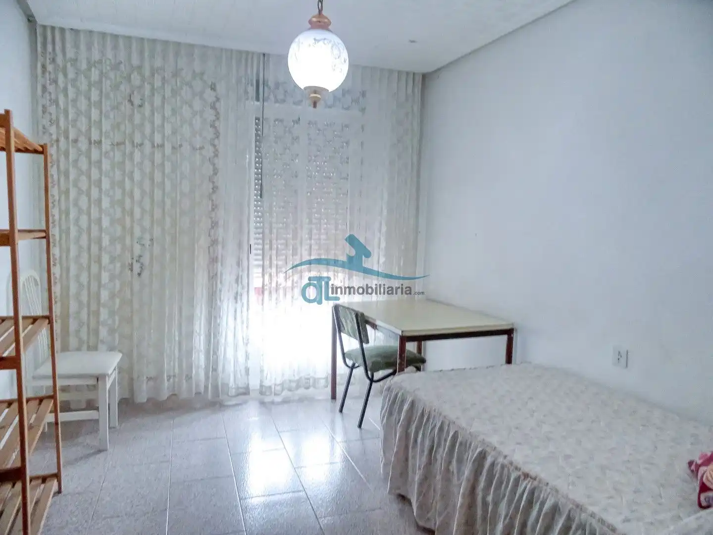Schlafzimmer von Wohnung zur Miete in Linares mit Klimaanlage, Heizung und Möbliert
