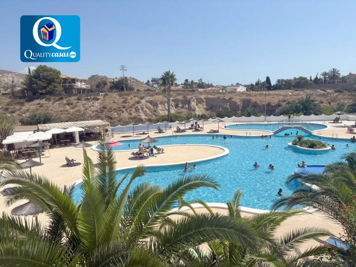 Piscina de Casa o xalet en venda en El Campello amb Terrassa i Piscina comunitària