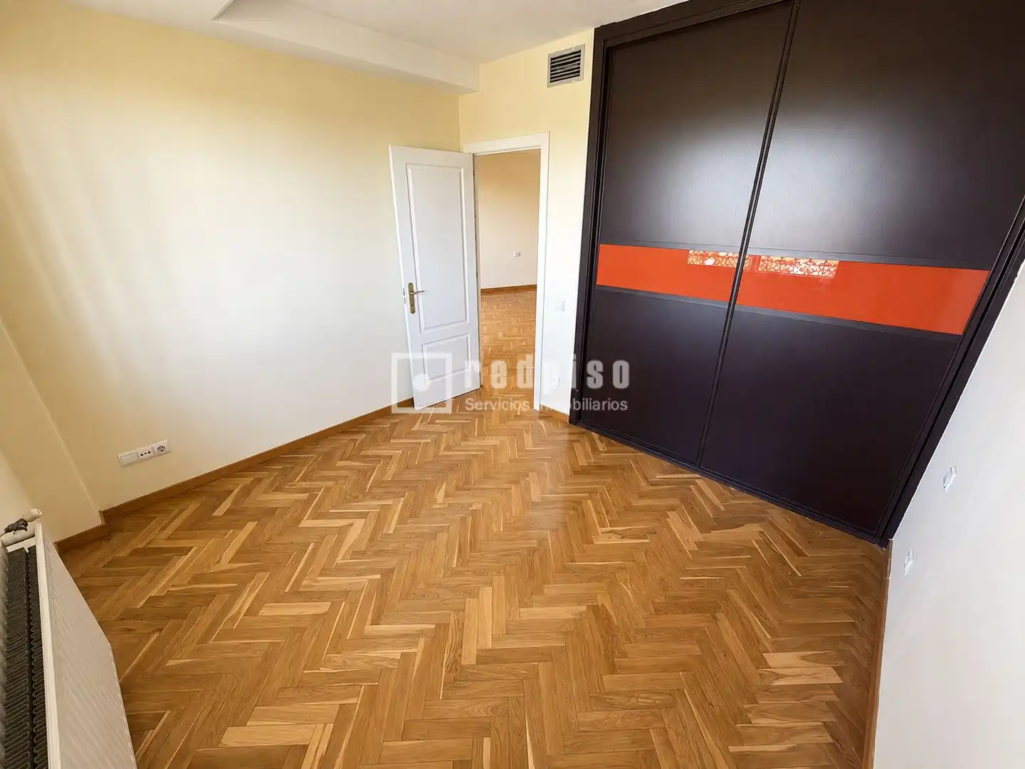 Dormitori de Àtic en venda en Madrid amb Aire condicionat, Calefacció i Parquet