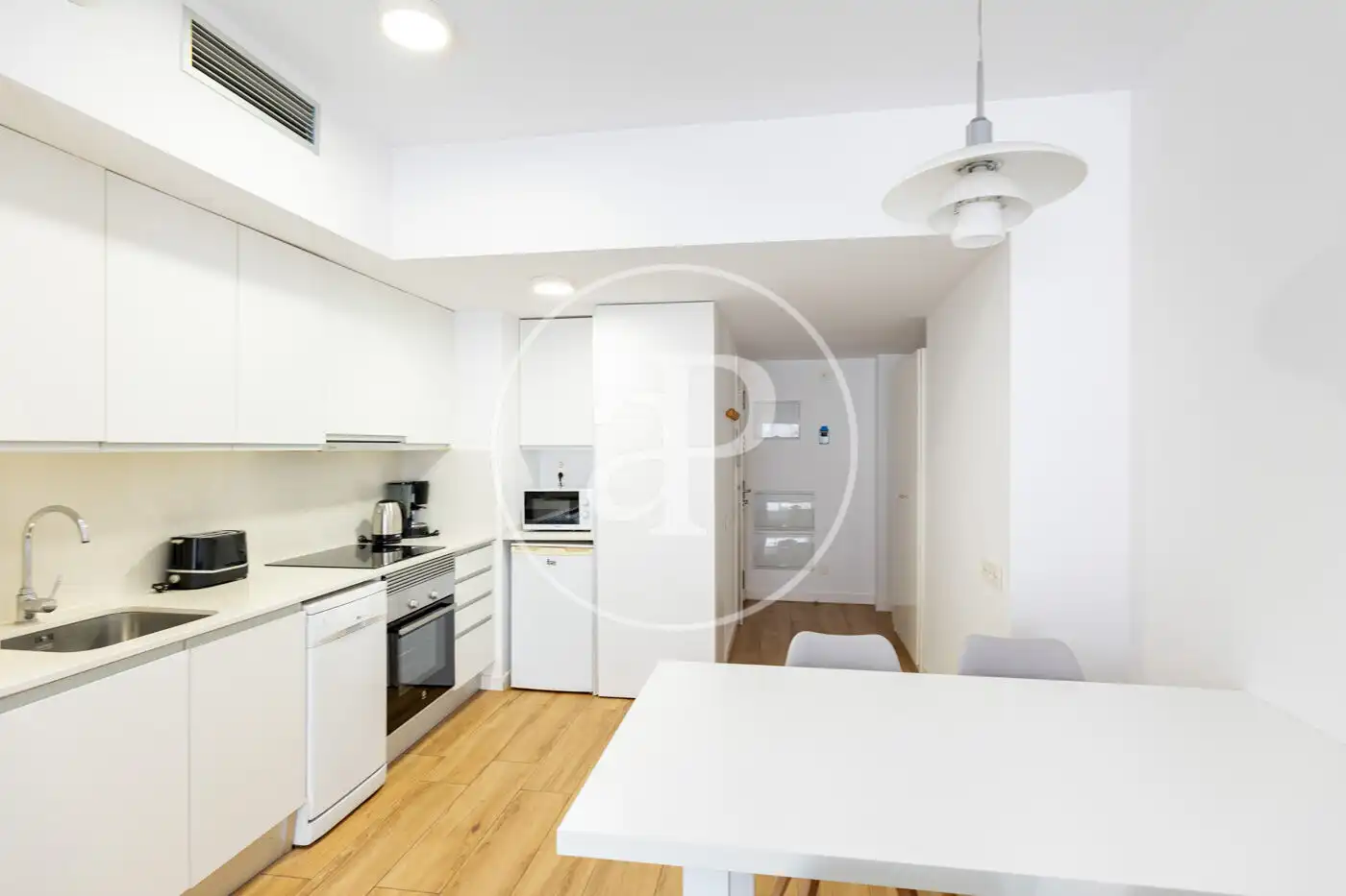 Cocina de Piso en venta en Barcelona con Aire acondicionado, Calefacción y Piscina comunitaria
