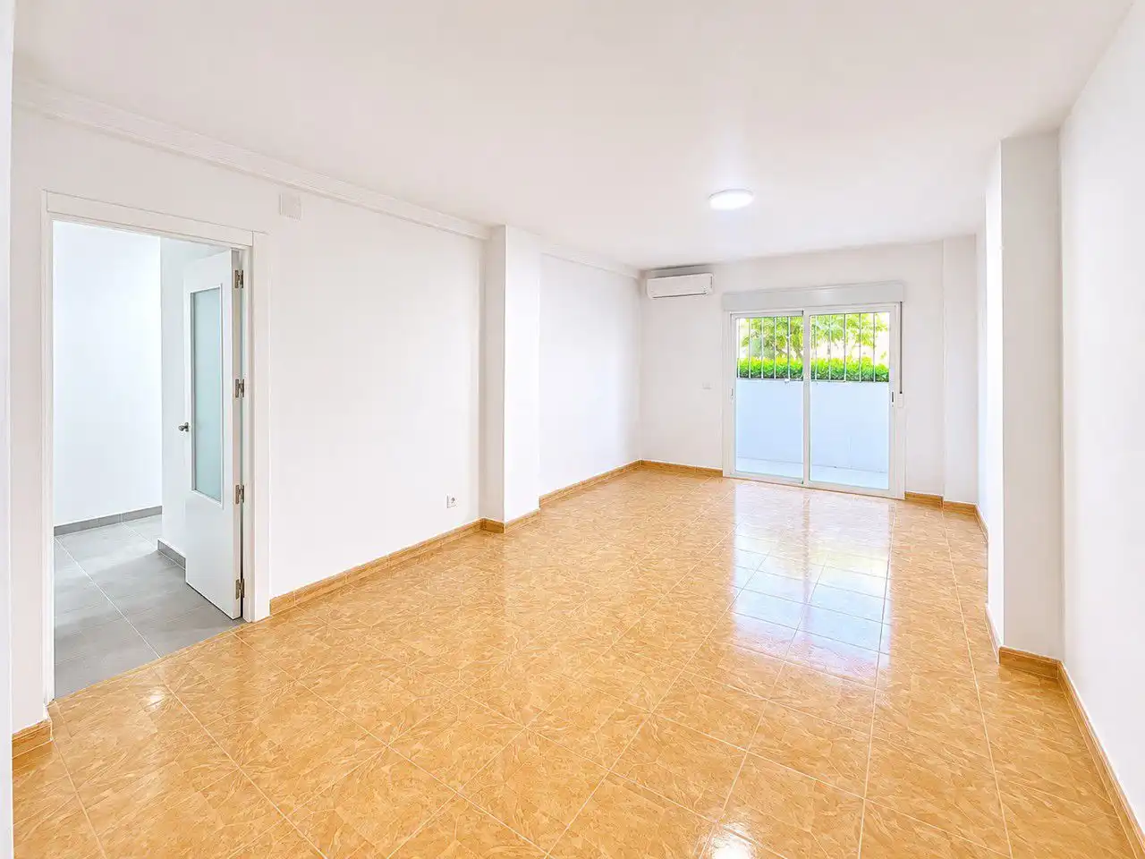 Vista exterior de Piso en venta en Badajoz con Terraza