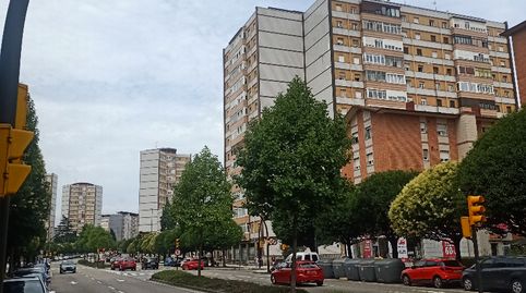 Foto 3 de Pis en venda a Avenida de Gaspar García Laviana, Pumarín, Gijón