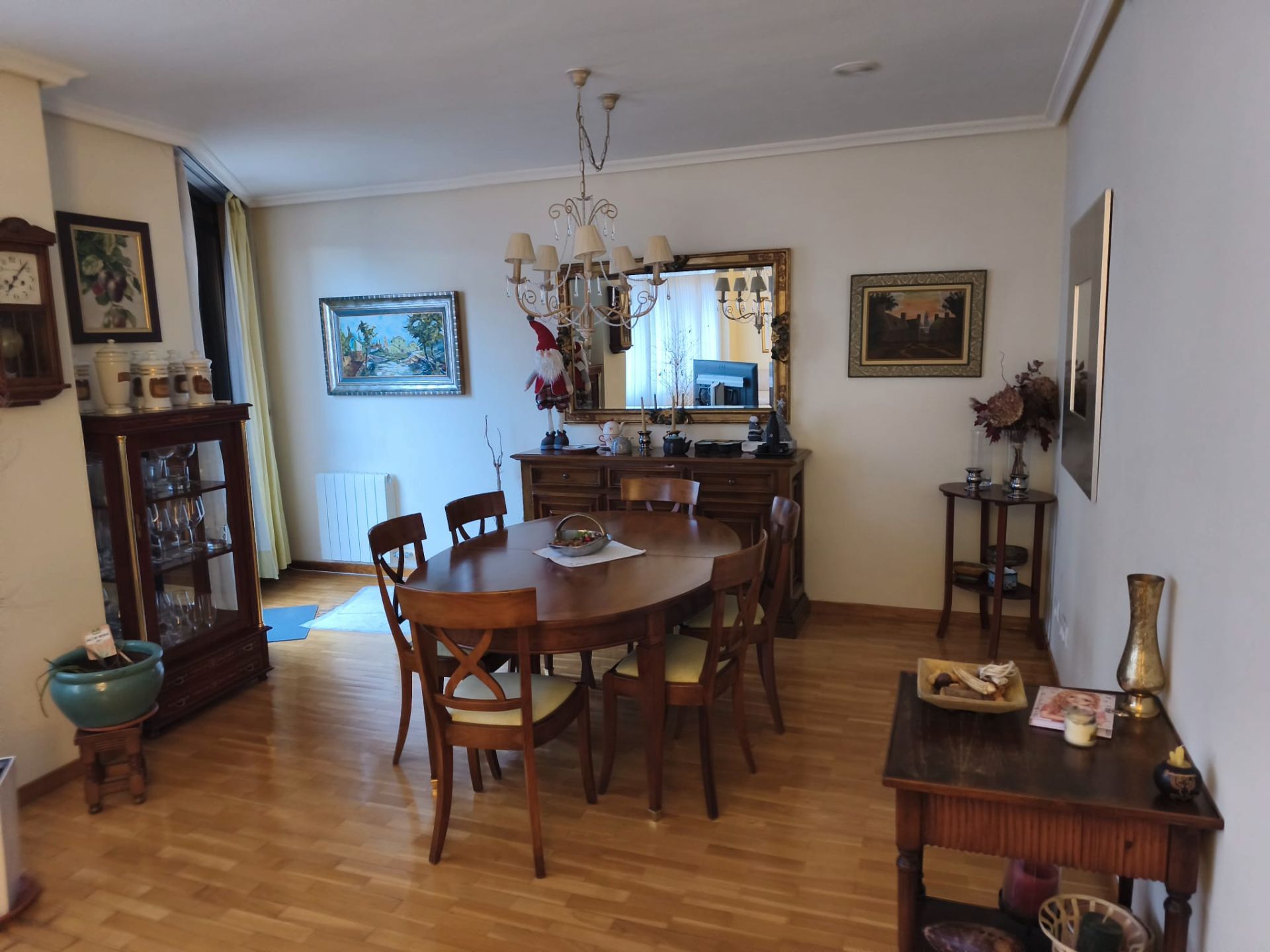 Esszimmer von Wohnung zum Verkauf in Burgos Capital mit Heizung, Parkett und Möbliert