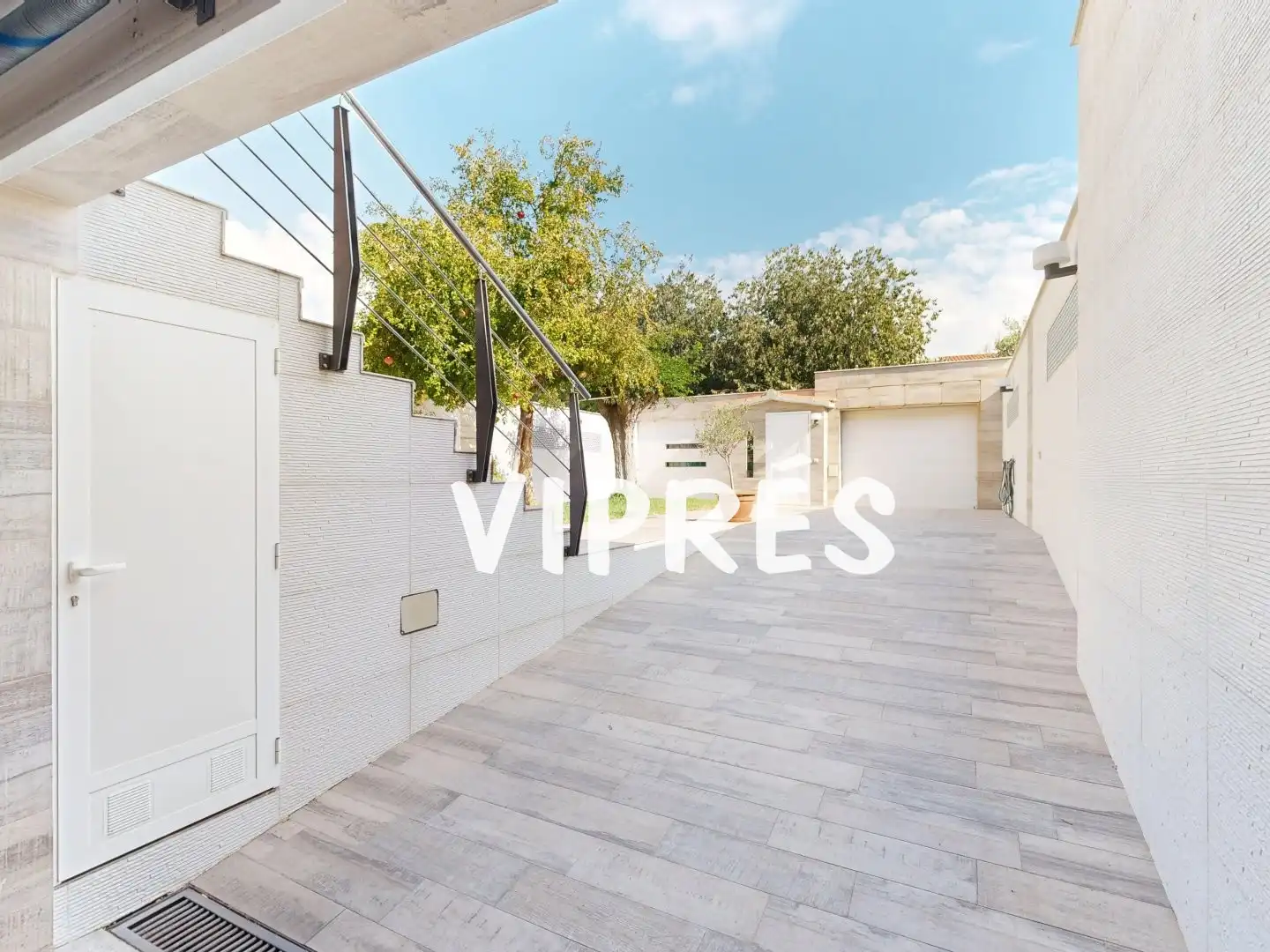 Vista exterior de Casa adosada en venta en Mérida con Calefacción