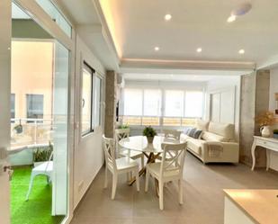 Living room of Apartment to rent in Málaga Capital  with Air Conditioner, Furnished and Oven