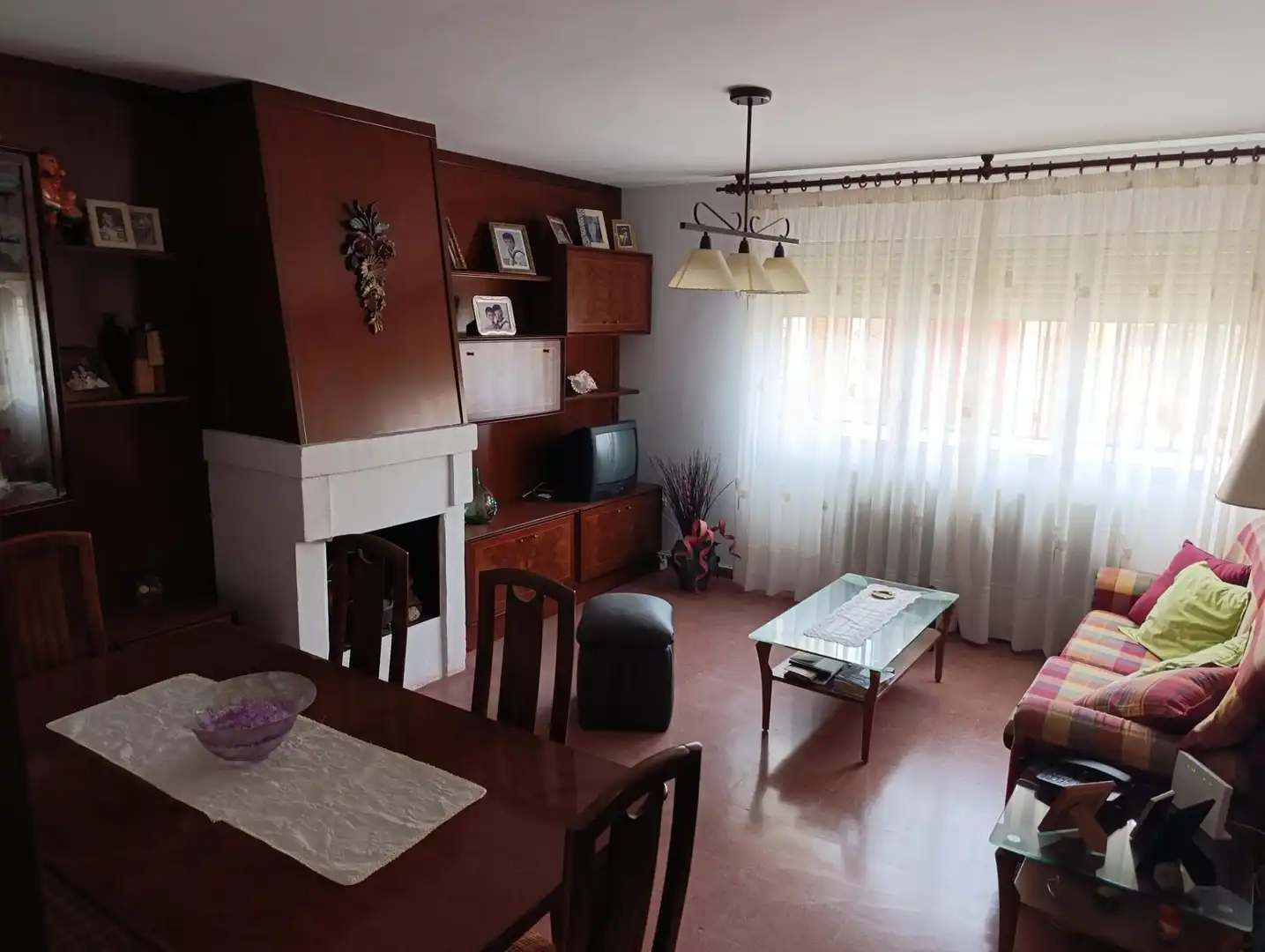 Sala d'estar de Casa adosada en venda en Sariñena amb Calefacció, Jardí privat i Terrassa