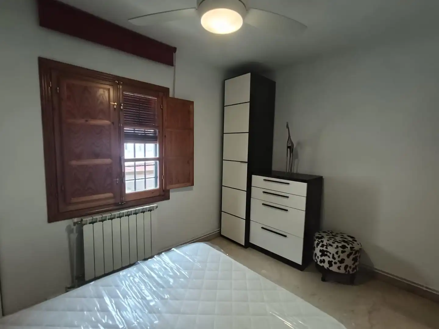 Habitación de Casa adosada de alquiler en Córdoba con Aire acondicionado