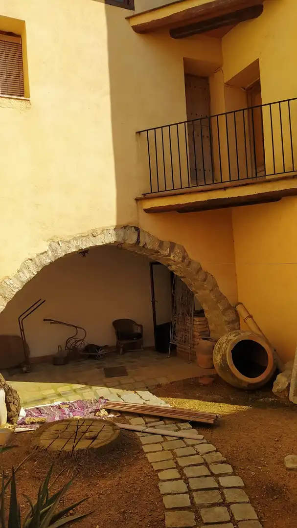 Casa adosada en venda a La Salzadella