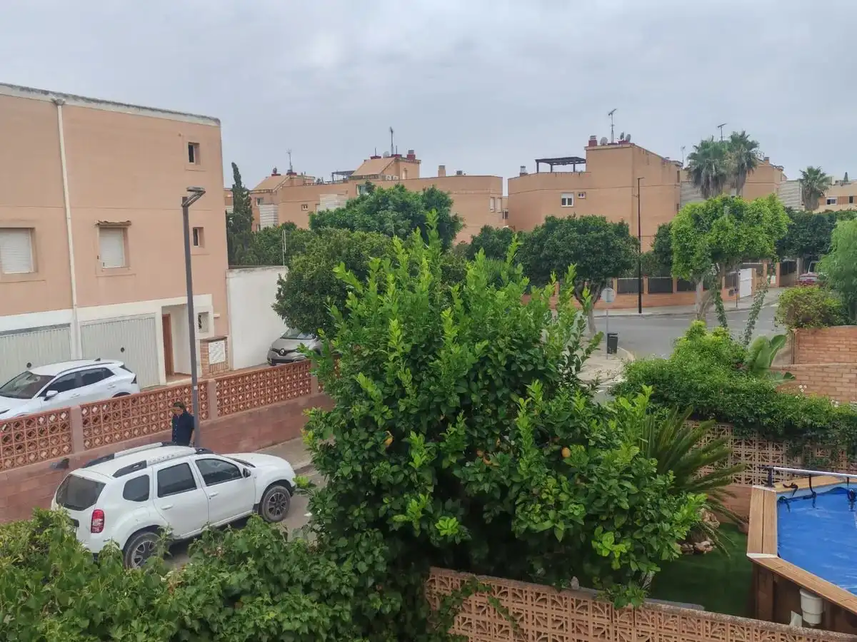 Vista exterior de Casa adosada en venda en Eivissa amb Aire condicionat i Jardí privat