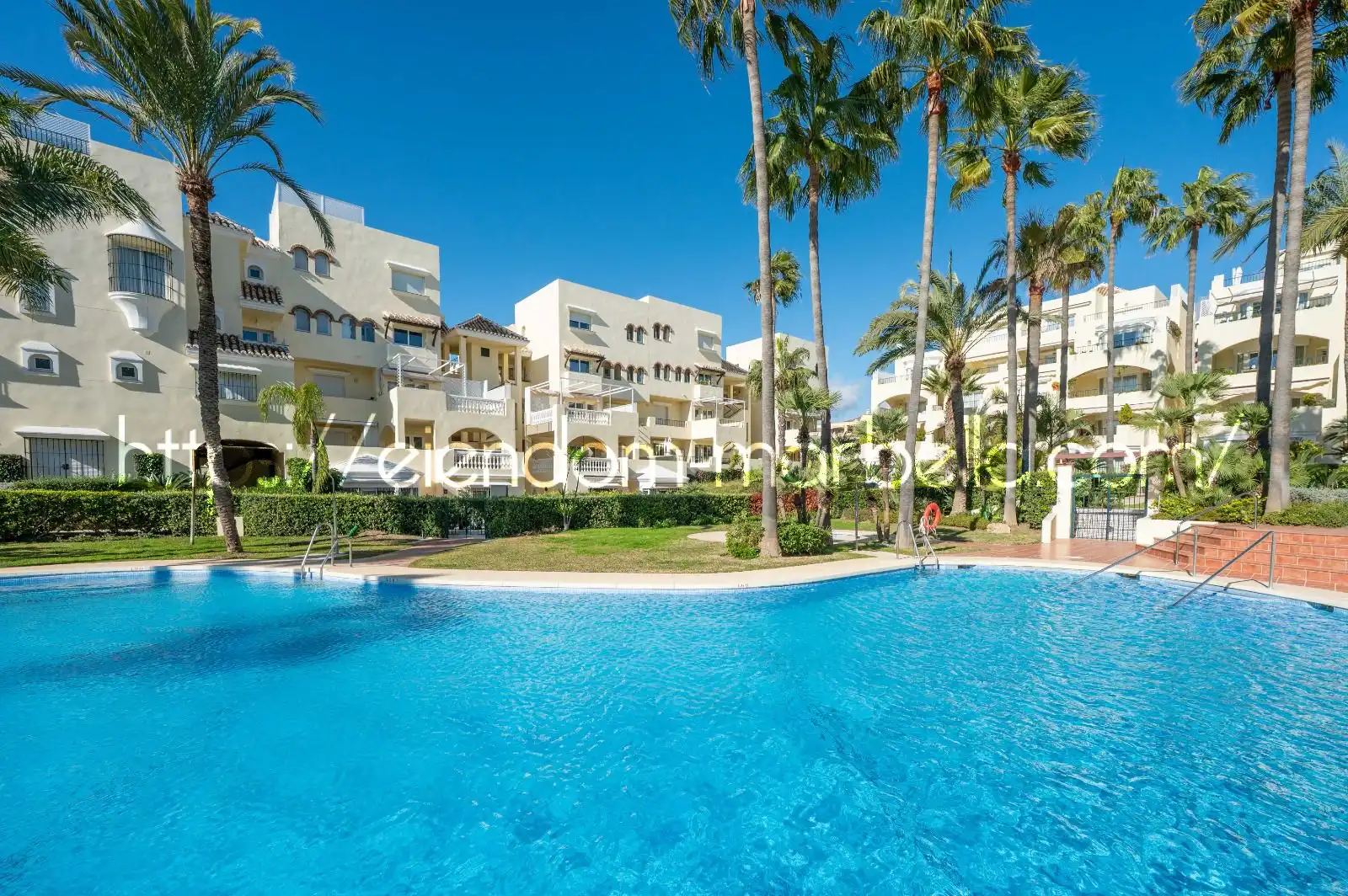 Exterior view of Apartments for sale in Marbella  with Air Conditioner, Heating and Terrace