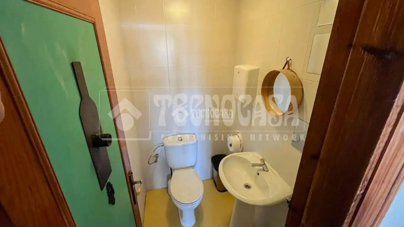 Badezimmer von Geschaftsraum zum Verkauf in La Oliva mit Terrasse und Möbliert