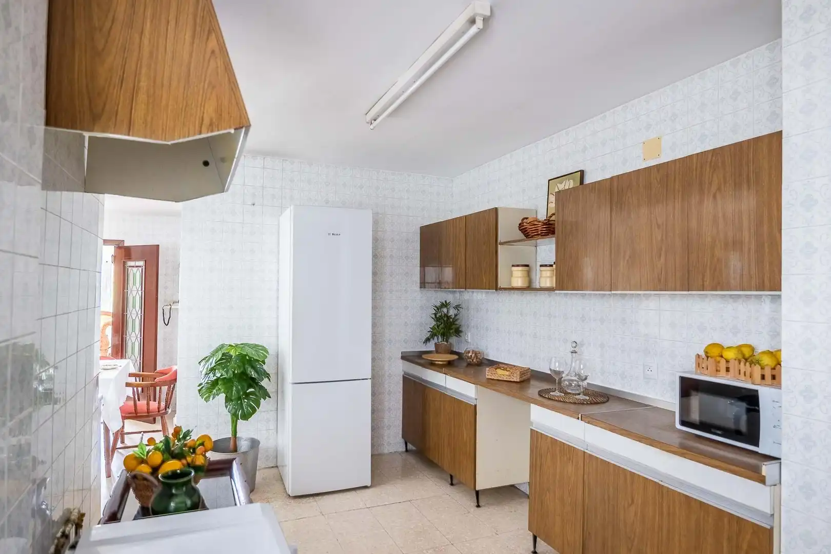Küche von Wohnung zum Verkauf in Sevilla mit Klimaanlage, Privatgarten und Terrasse