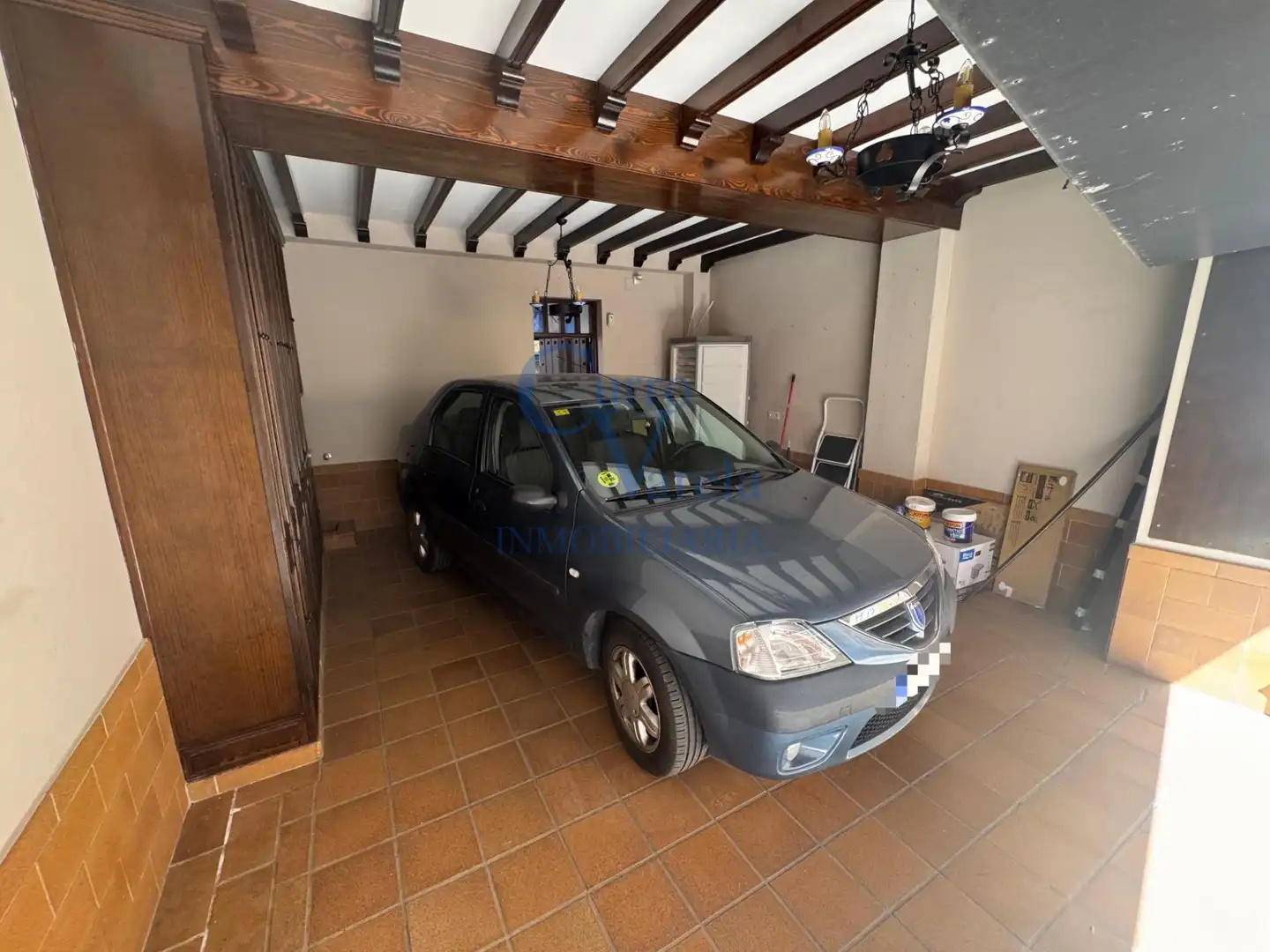 Parking of Houses for sale in Dos Hermanas  with Air Conditioner, Heating and Storage room