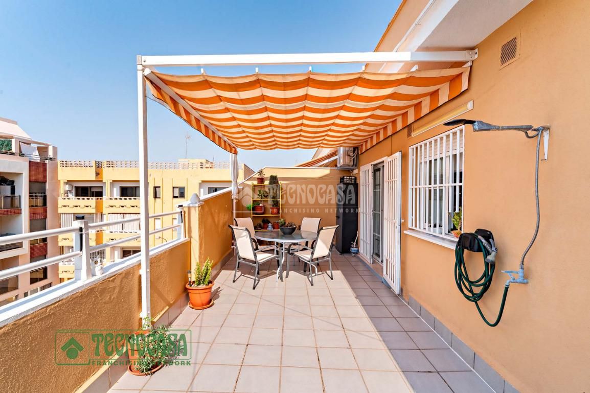 Terrassa de Pis en venda en Roquetas de Mar