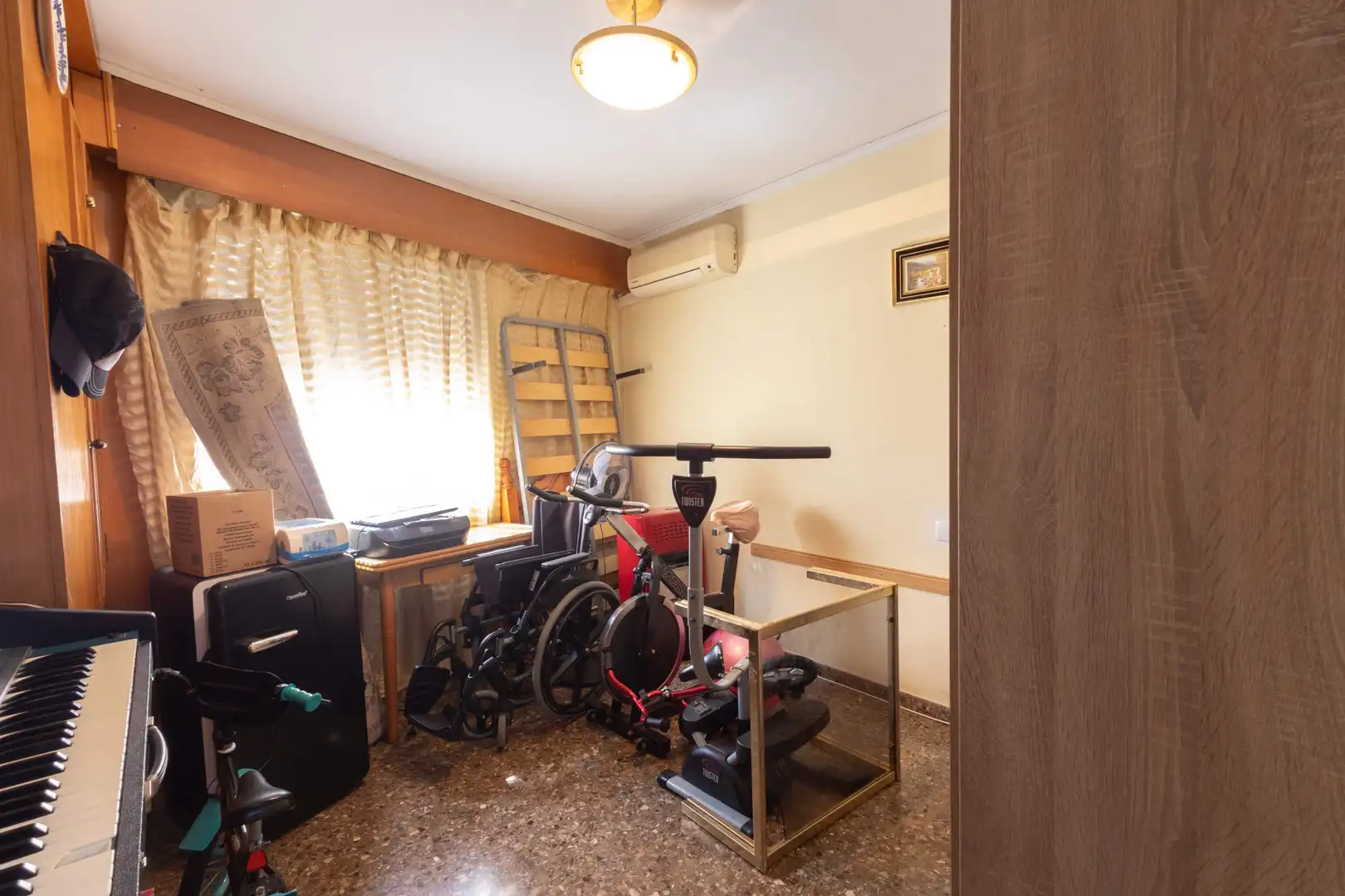 Wohnung zum Verkauf in Gandia mit Balkon
