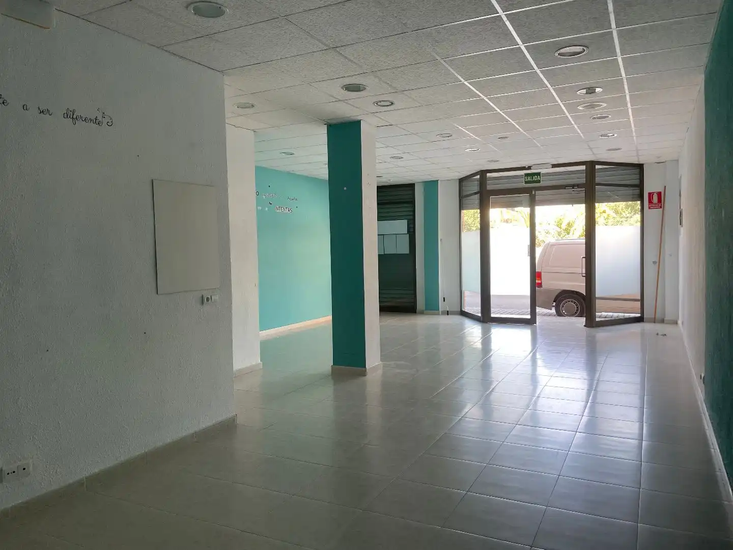 Office space to rent in Duque de Lliria 81