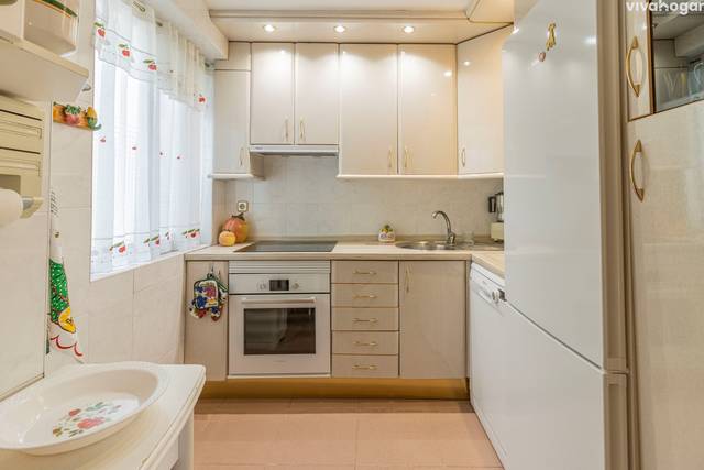 Piso en Venta en OCHO en Rejas