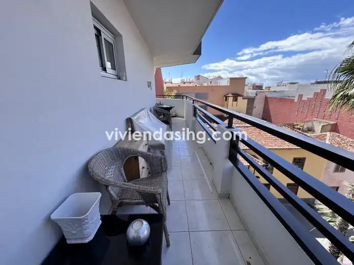 Terraza de Apartamento en venta en Puerto de la Cruz con Terraza, Amueblado y Horno